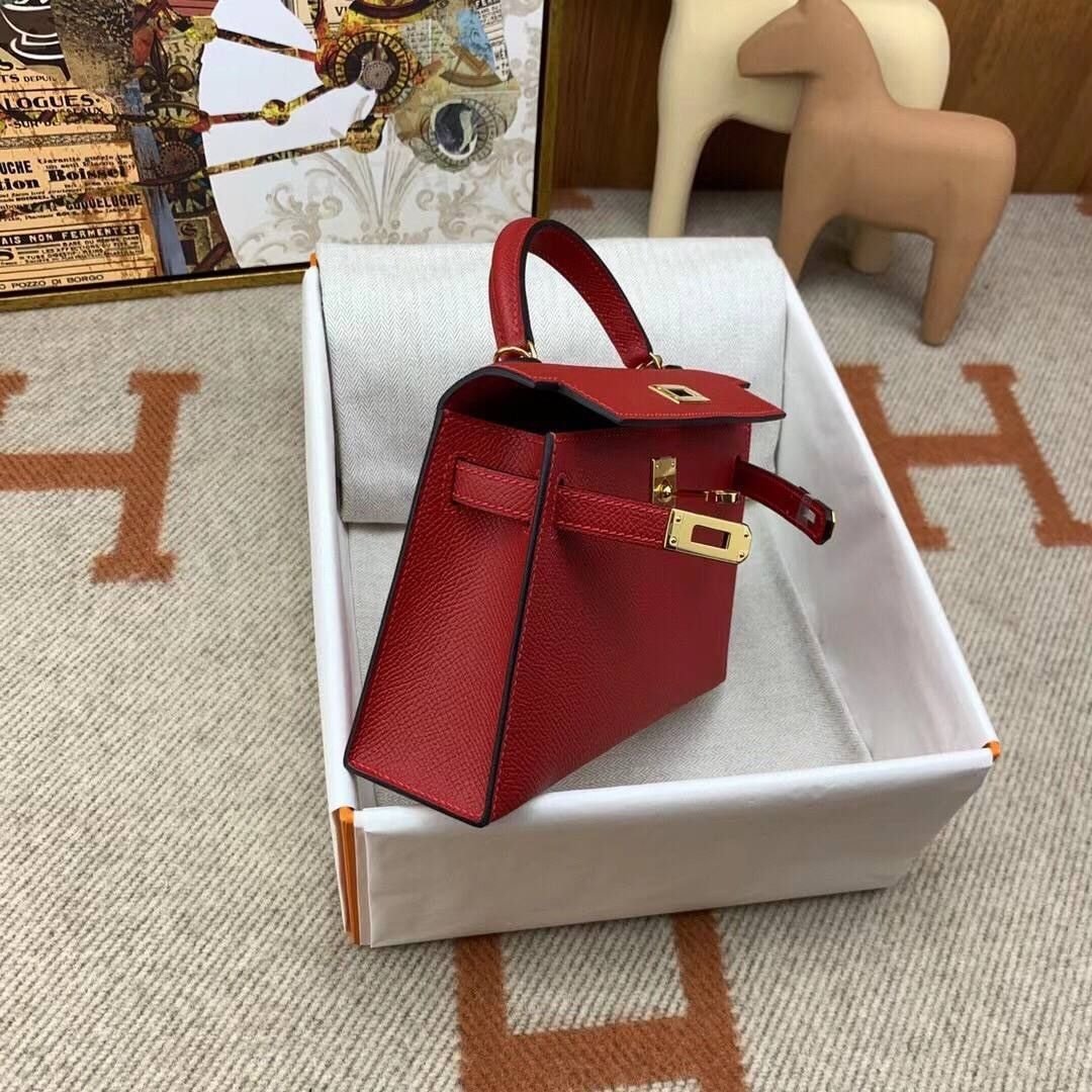 Hermès Kelly 20 Bag in Red Epsom Leather - Image 4