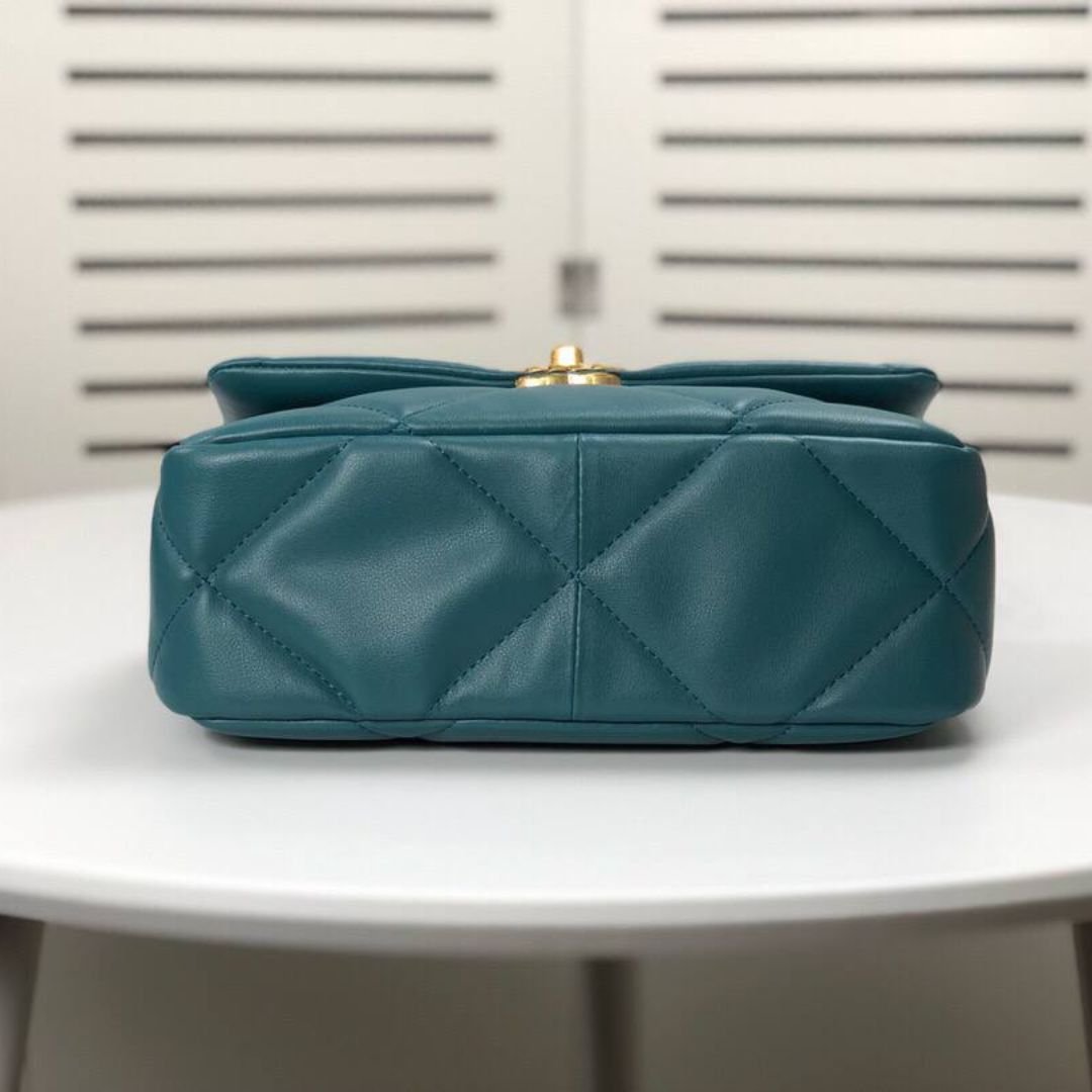 Chanel 19 turquoise bag 26 cm - Image 5