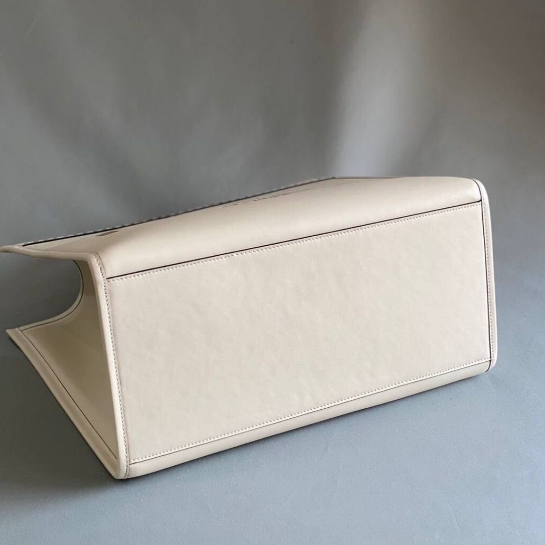 Fendi Sunshine Shopper Bag in Cream Leather 41cm - Image 4