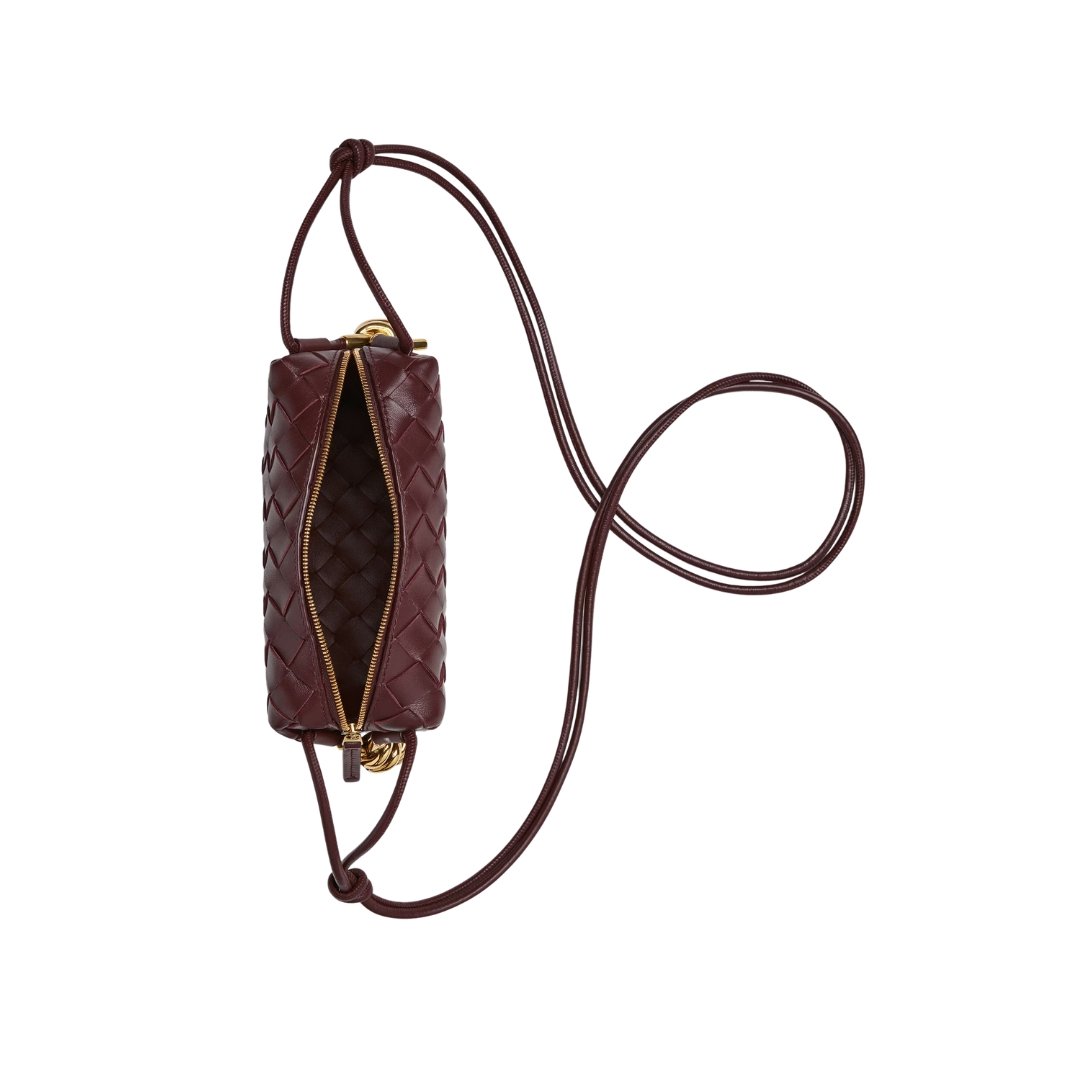 Bottega Veneta Mini Crossbody Bag in Intrecciato Leather in Burgundy, 11 cm - Image 2