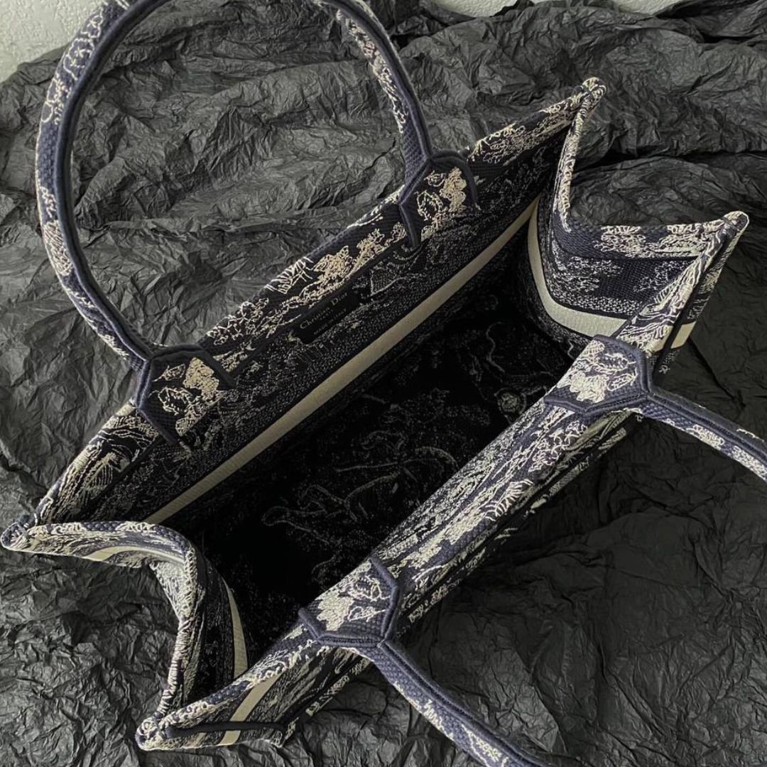 Dior Book Tote Medium Bag with Toile De Jouy Embroidery, Blue, 36 cm - Image 6