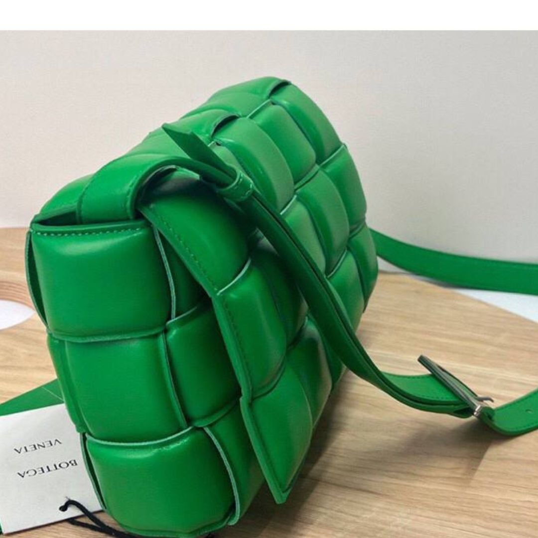 Bottega Veneta Cassette Bag in Green Leather 25.9 cm - Image 5