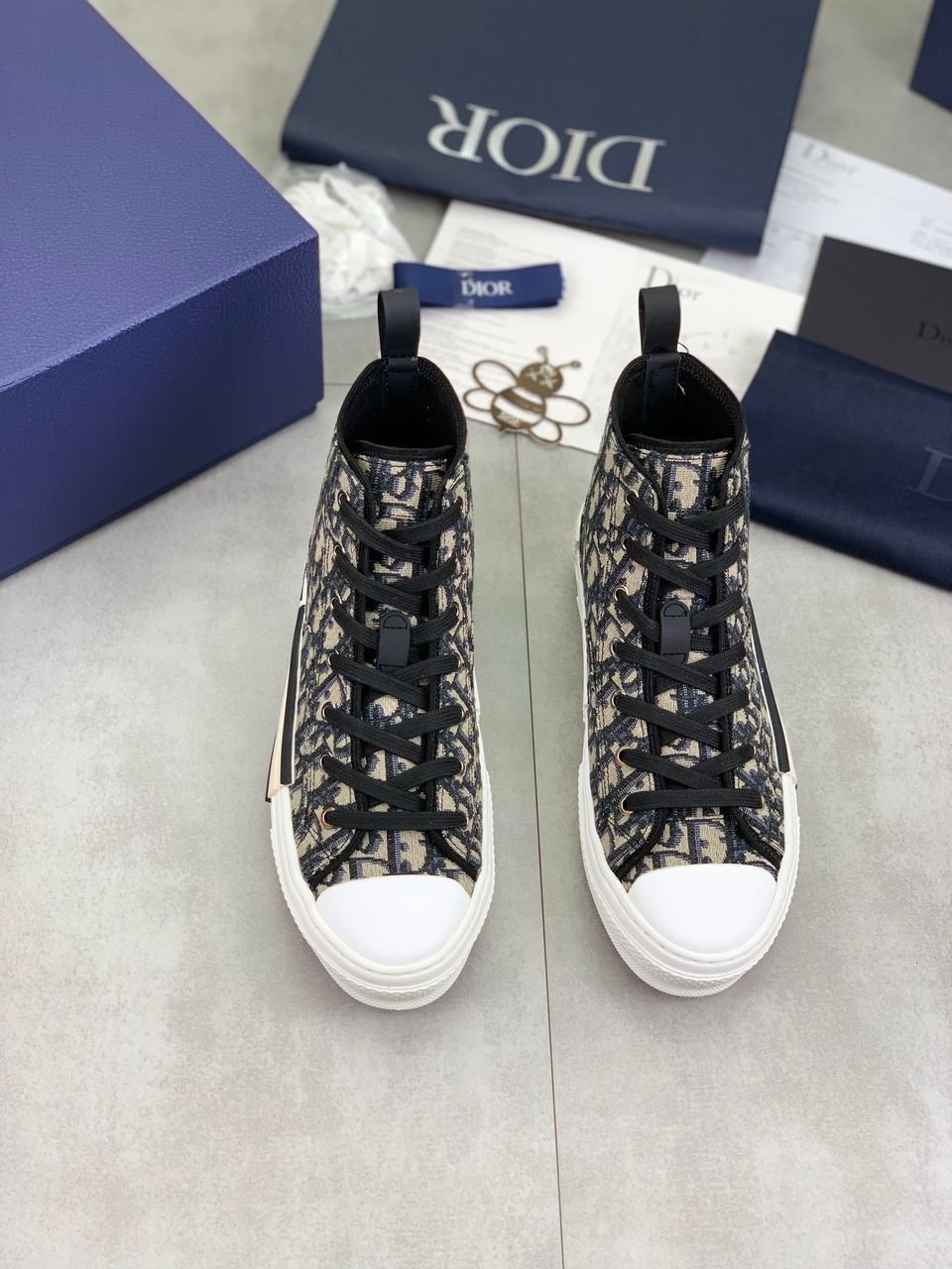 Dior Liga High-Top Sneakers in Blue Lace - Image 3
