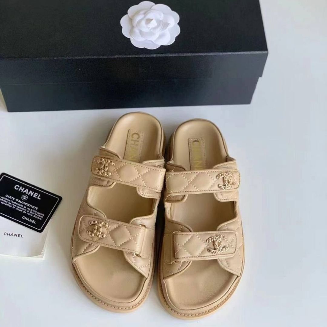 Dior Dway sandals in beige leather with tone-on-tone embroidery view 5