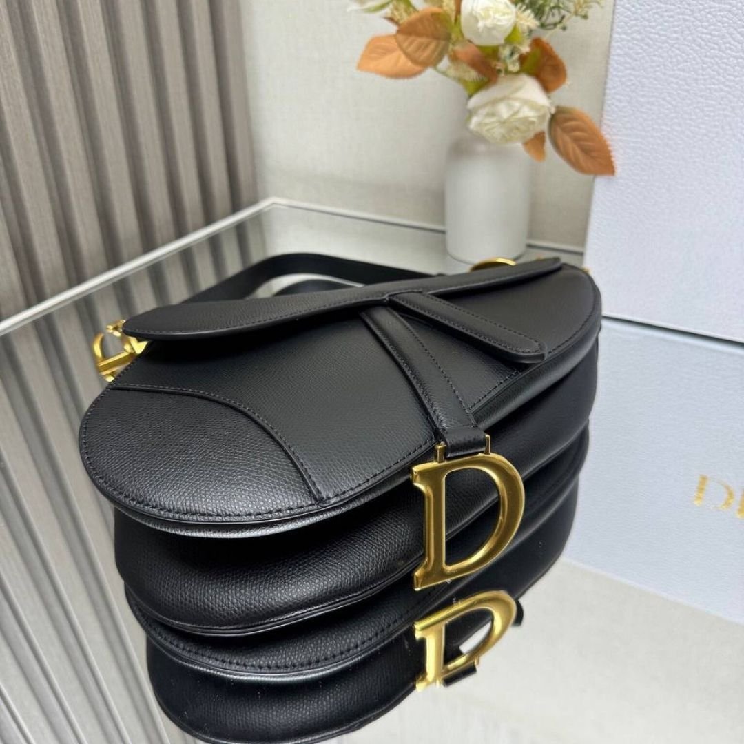 Dior Saddle Bag in Black Leather 25.5 cm - Image 4