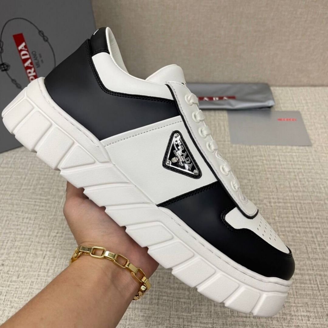 Prada Downtown sneakers in white and black leather - Image 4