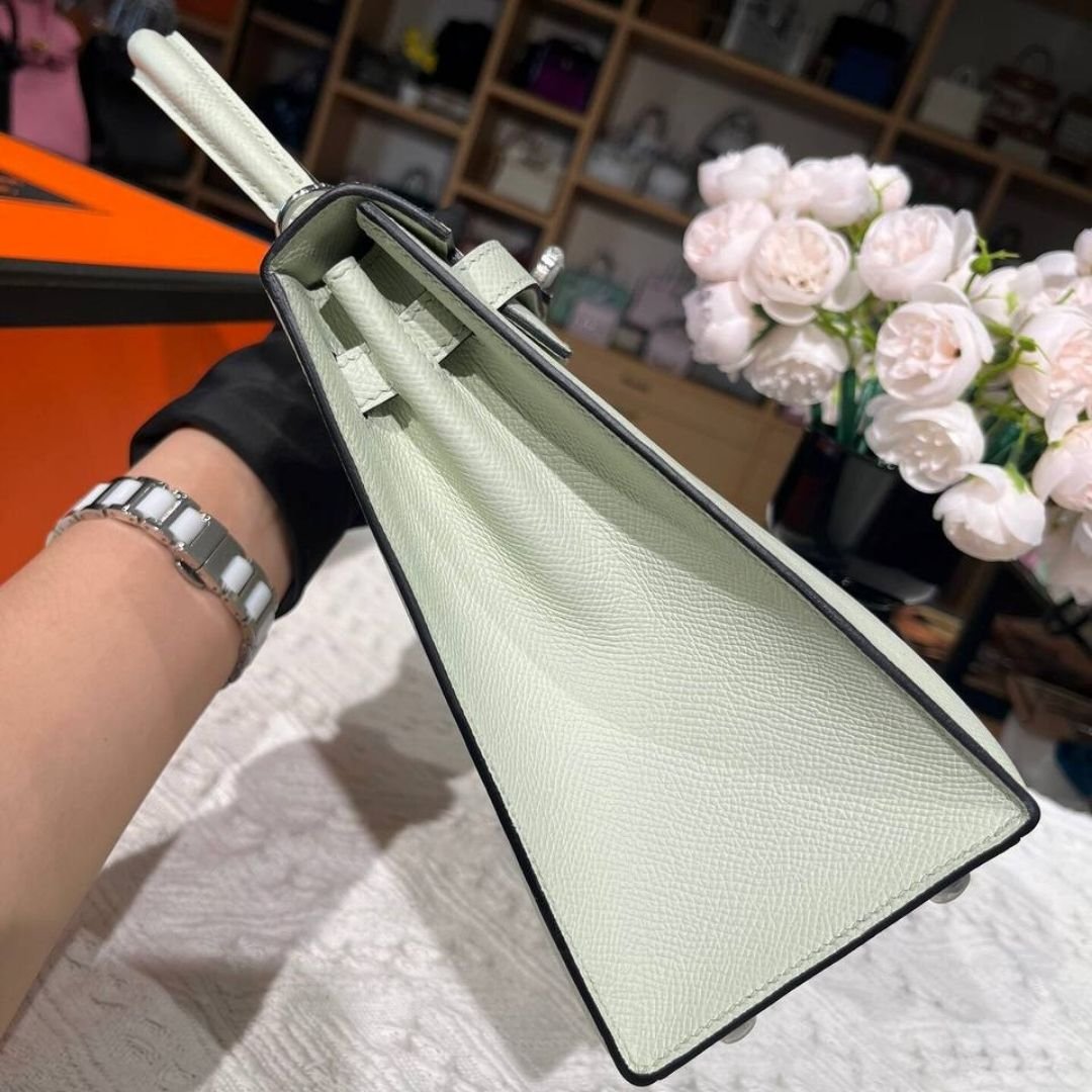 Hermès Kelly 25 bag in cream Epsom leather with palladium hardware - Image 5