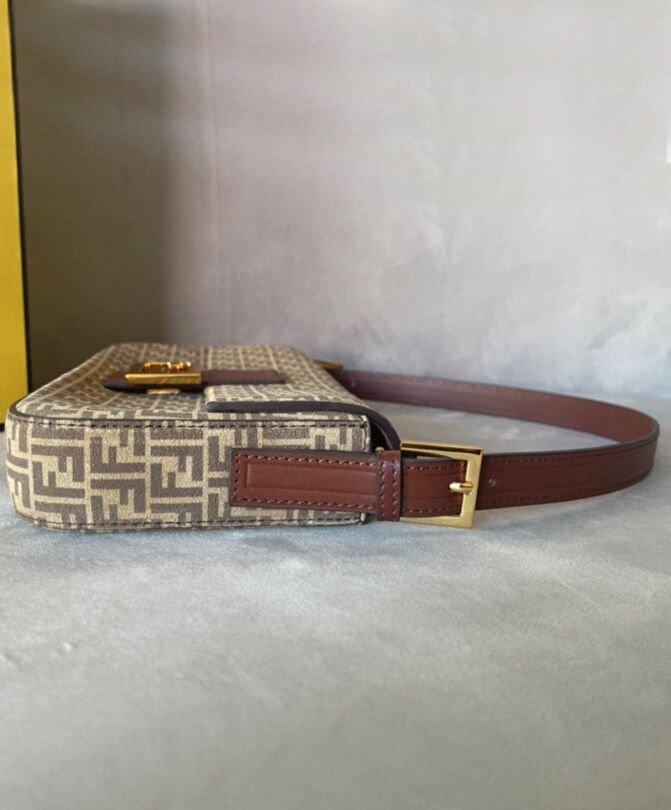 Fendi Baguette 1997 bag in coffee brown fabric, 28 cm - Image 5