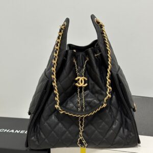 Chanel 19 in black quilted leather with gold chain