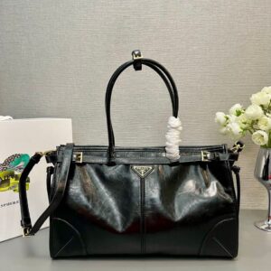 Prada Etiquette bag in black leather