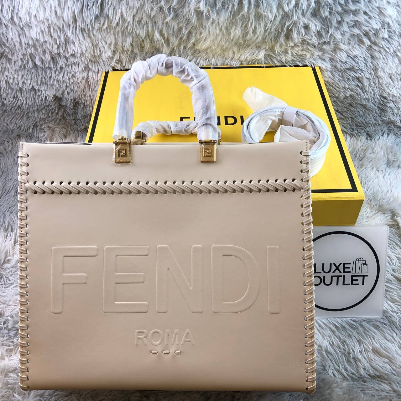 Fendi Sunshine Shopper Bag in Cream Leather 35cm - Image 2
