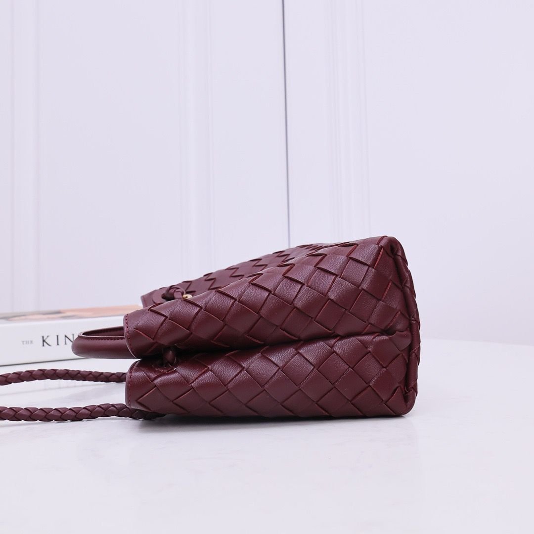 Bottega Veneta Small Andiamo Bag in Woven Leather in Burgundy, 25 cm - Image 5